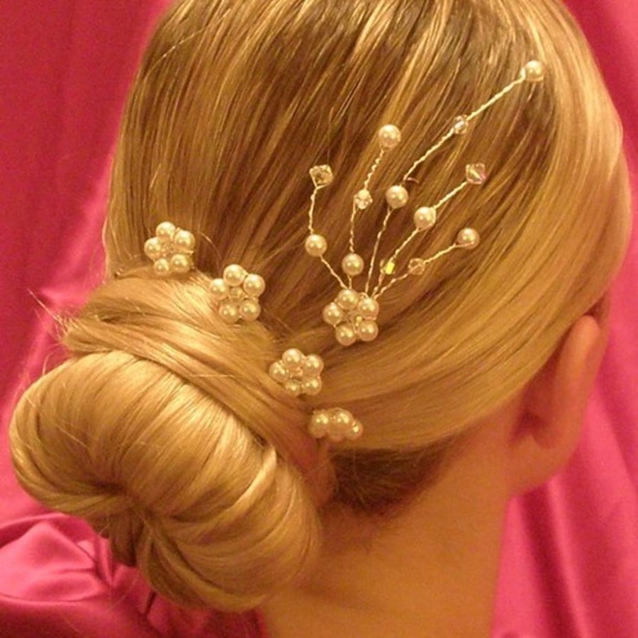 Bridal, bridesmaid, prom swarovski pearl and crystal hair accessory