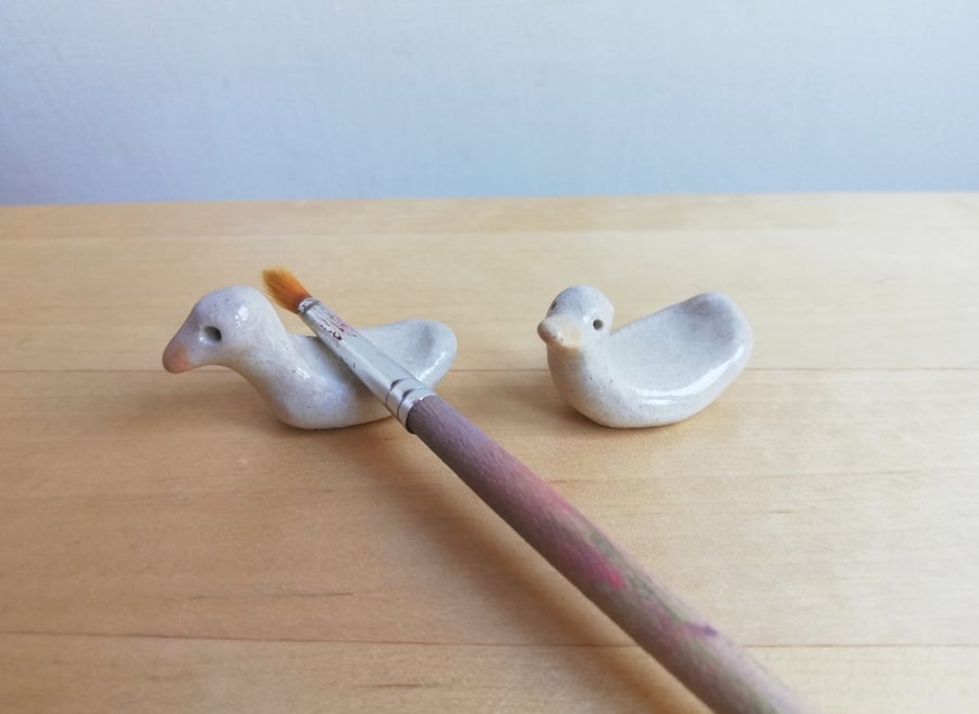 Chopstick or paintbrush rests a pair of duck shaped chopsticks holders mini gift