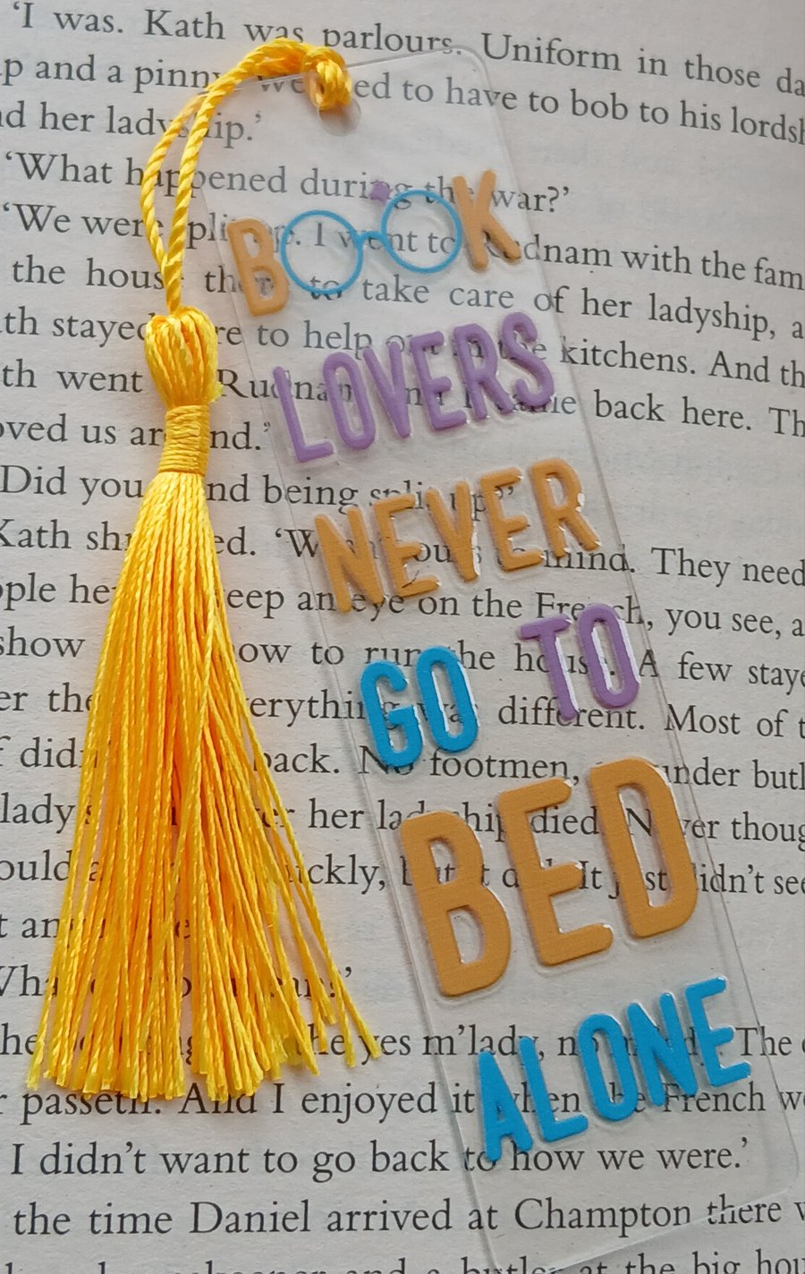 Clear acrylic bookmark 