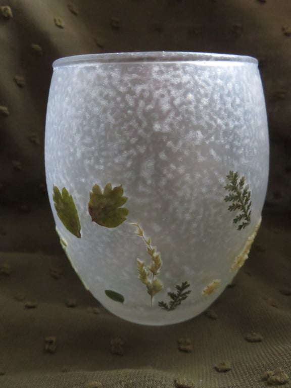Frosted Tealight Candle Holder with Natural Dried Pressed Flowers