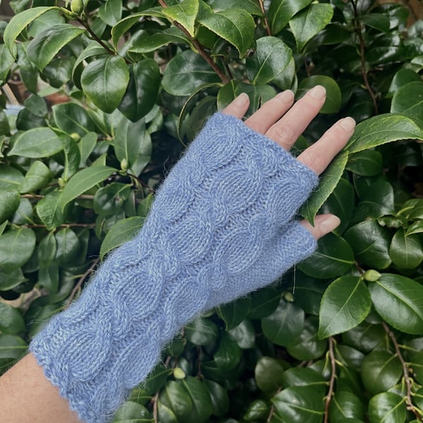 Alpaca Fingerless Gloves Wrist Warmers Light Blue
