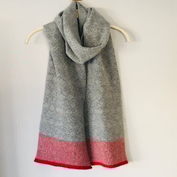 Scarf merino lambswool Scandi scarf pearl grey and uniform grey with berry red