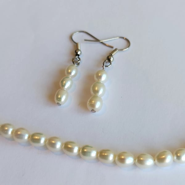 Cream Genuine Freshwater Rice Pearl Handmade Necklace & Earrings Gift Set