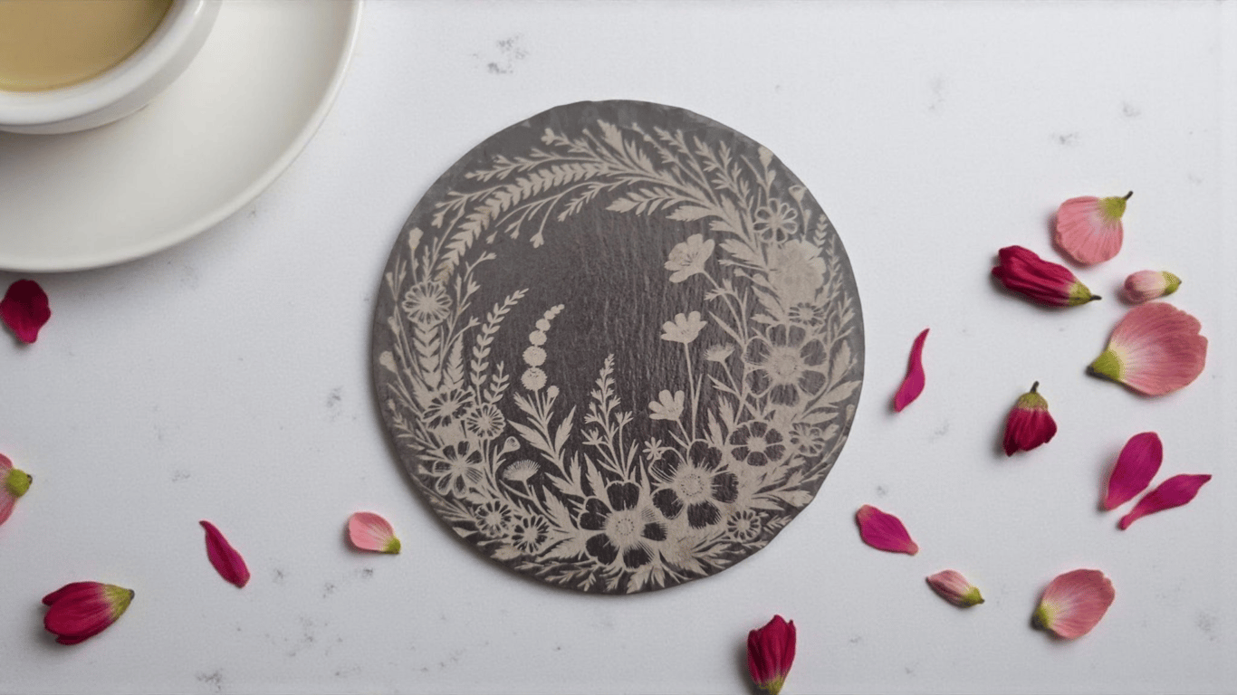 Floral Wreath Slate Coaster – 10cm Round Rustic Stone Design