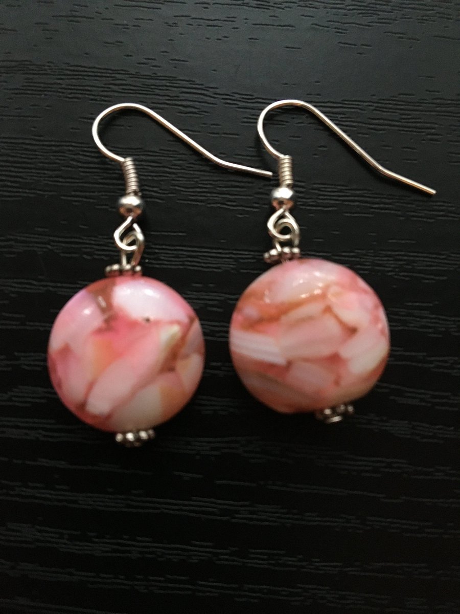 Pink shell drop and dangle earrings