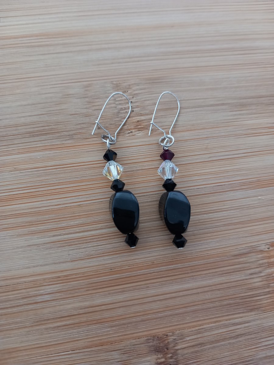 Black elegant crystal drop earrings for pierced ears