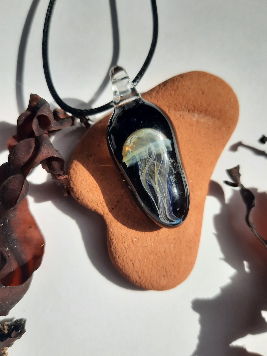 Glass Jellyfish Pendant 