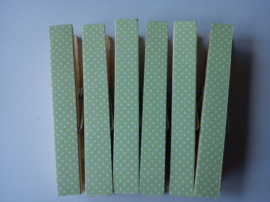 Green Spotty magnetic pegs fridge magnets memo peg shabby chic