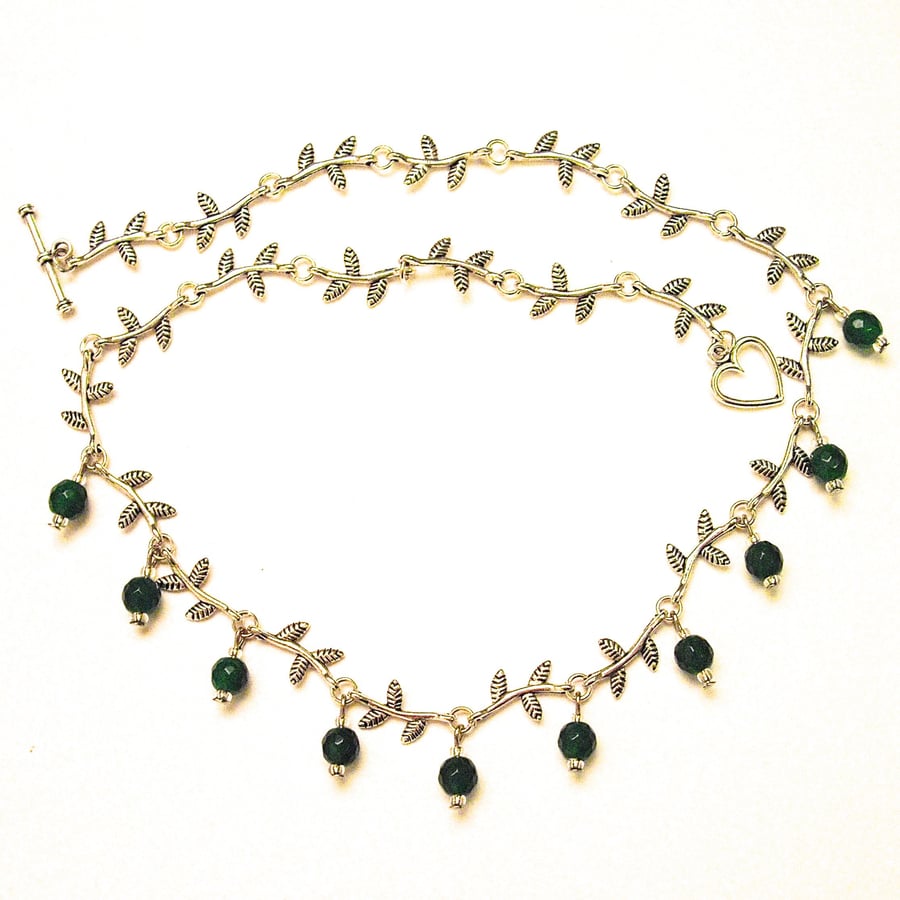 Aventurine Gemstone Leaf Necklace - UK Free Post
