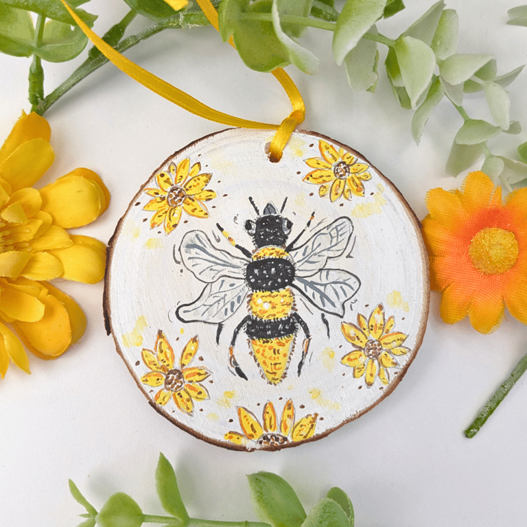 Bee hand-painted log slice decoration 