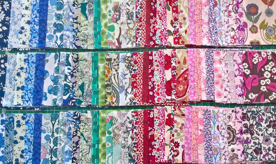 60 Liberty Fabric 3" Patchwork Charm Squares : MULTICOLOURED