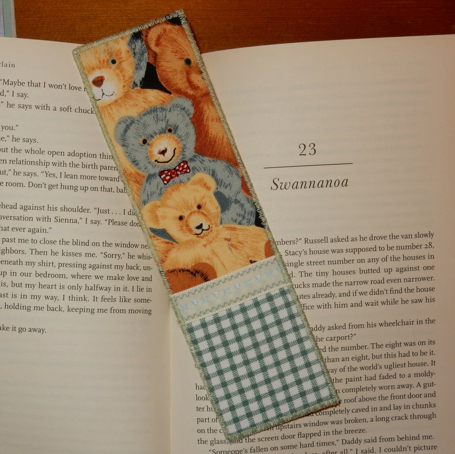 Bookmark teddy bears