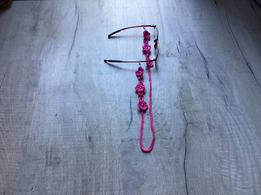 Hand crochet pink flowers glasses chain