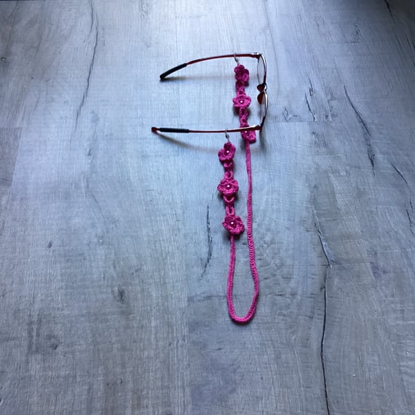 Hand crochet pink flowers glasses chain