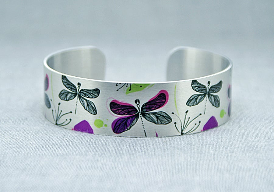 Dragonfly cuff bracelet, brushed silver nature jewellery with dragonflies. B421
