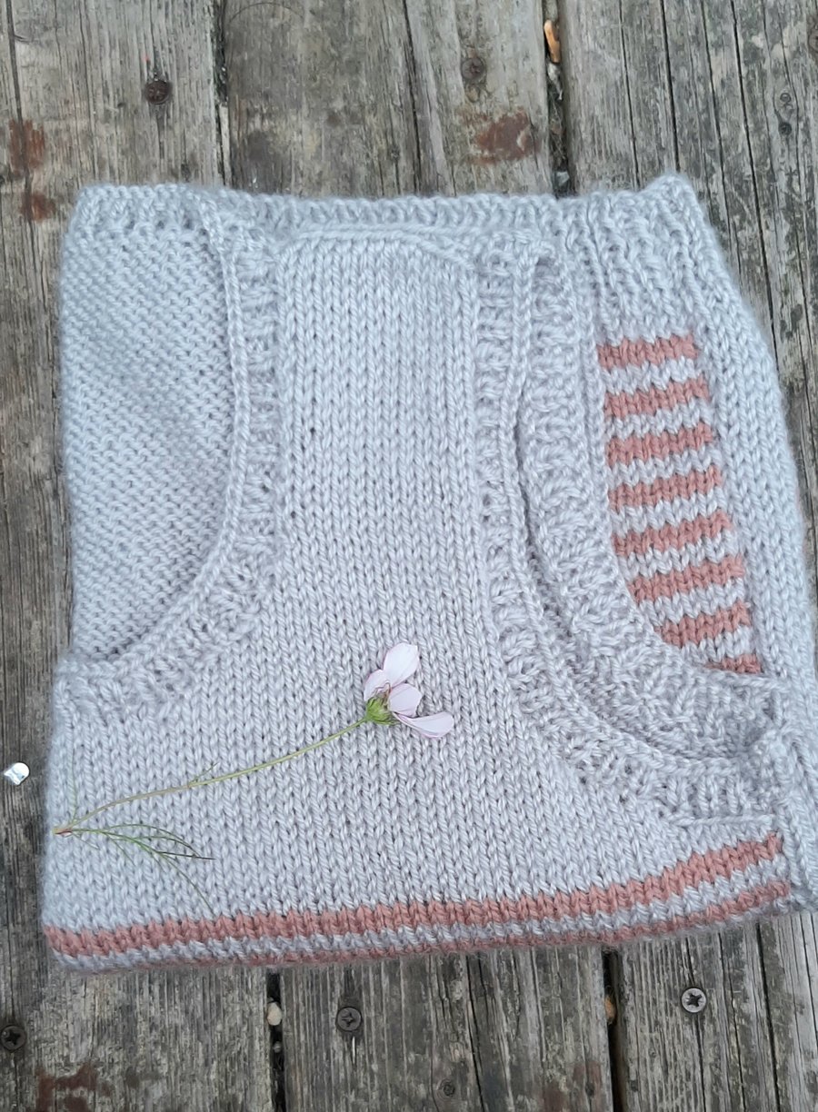 Soft pink and grey hand knitted tank top medium 