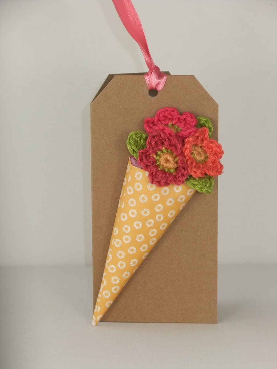 Floral Bouquet  Brooch Card