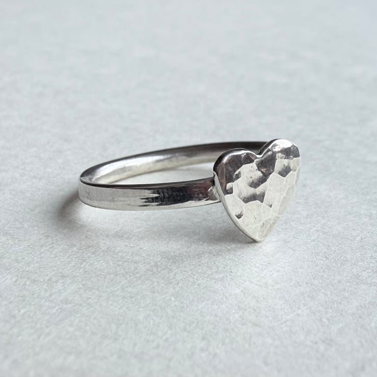 Silver hammered heart ring