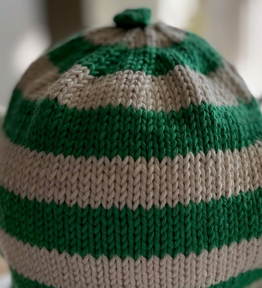 Tea Cosy Hand Knitted using Aran weight  Cotton yarn