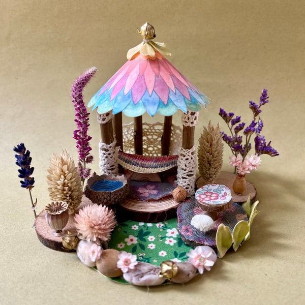 Little Rainbow Hut Craft Kit