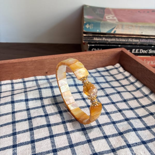 Natural Yellow Shell Bracelet