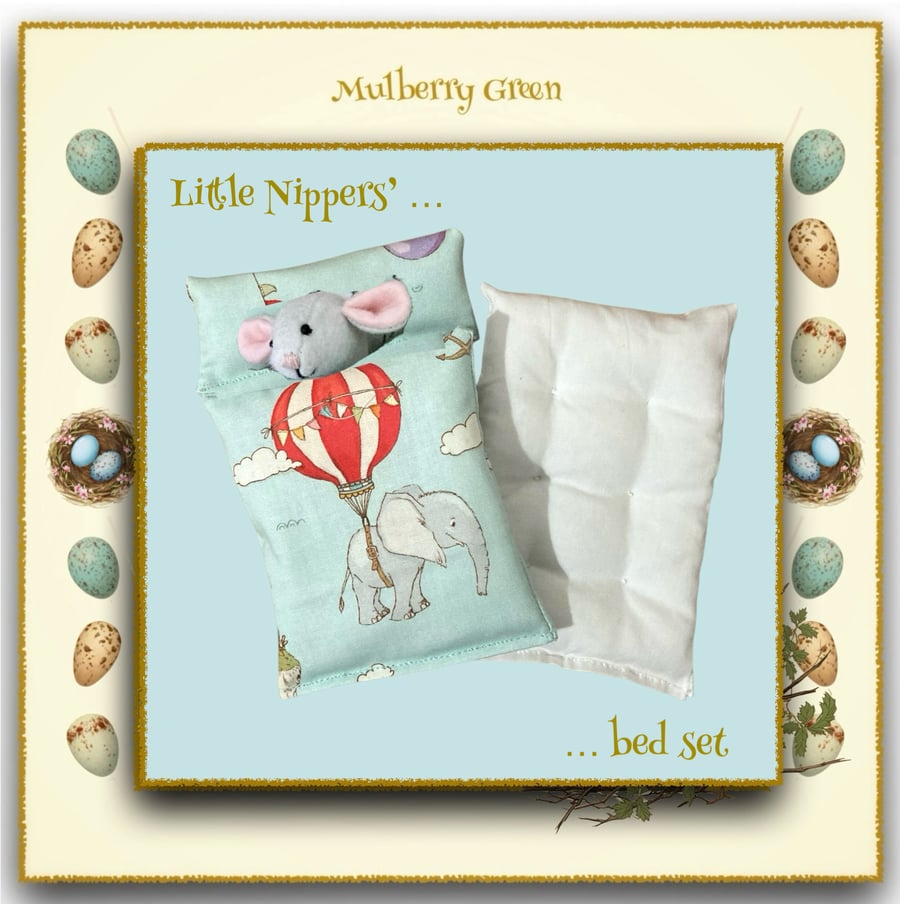 Little Nippers’ Ballooning Elephants Bed Set