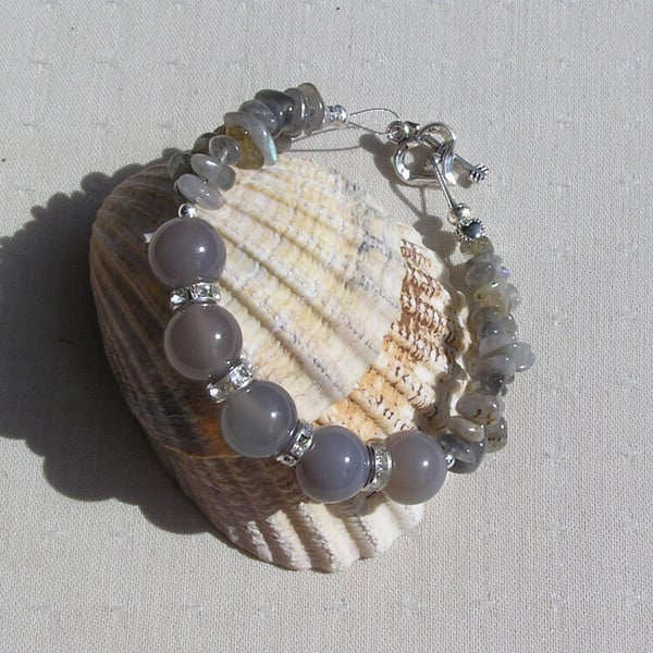 Grey Agate & Labradorite Gemstone Beaded Chakra Bracelet "Cloudy Dayz"