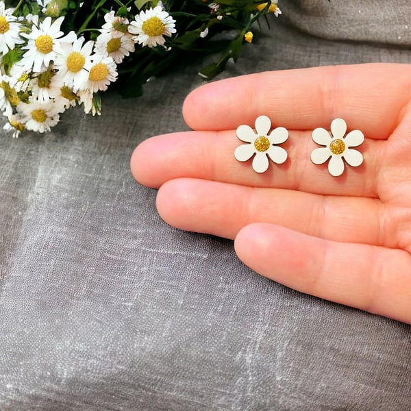 Hand painted wooden flower earrings, daisy earrings, flower studs, stud earrings