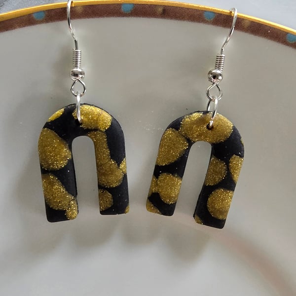 Handmade polymer black and gold silver plated earrings