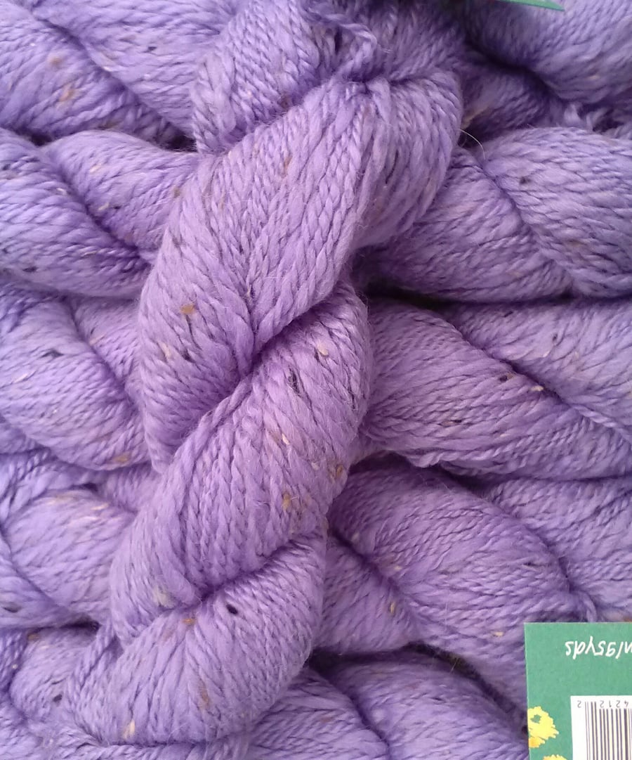 50g MIRASOL AKAPANA ARAN Lilac llama Merino wool