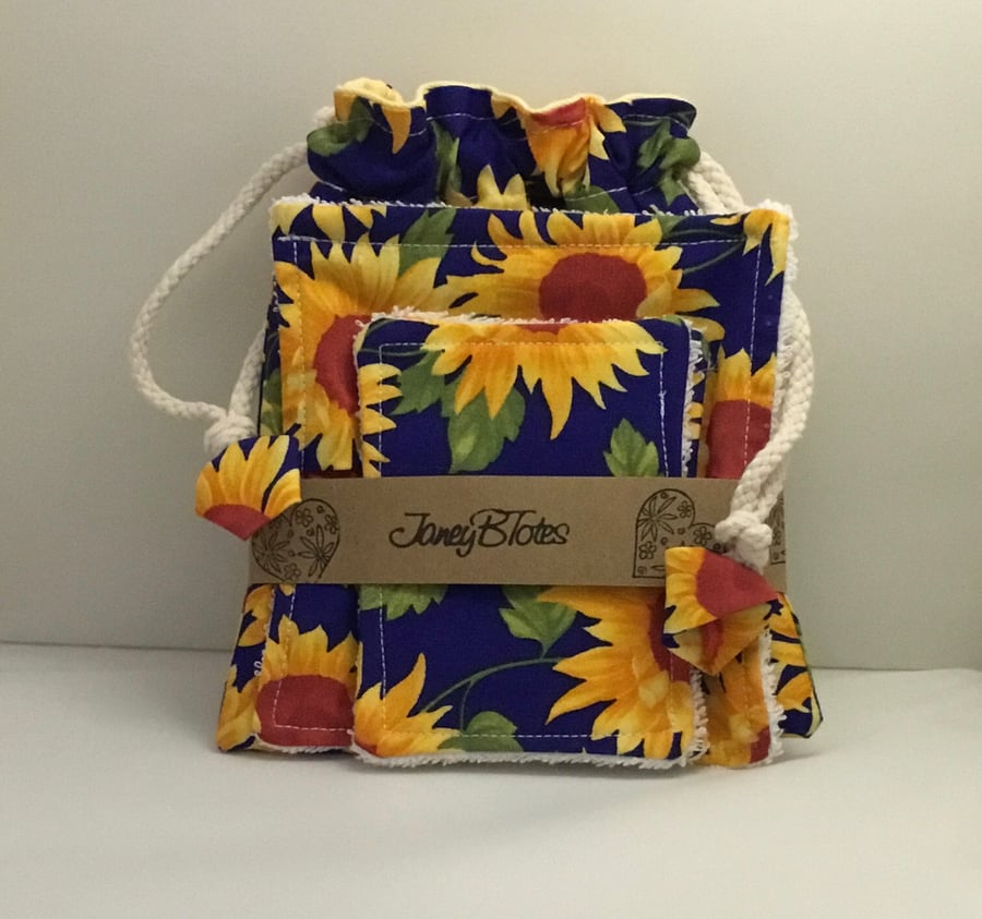 Gorgeous sunflower gift set, wash-bag,face mitt and eye pads.