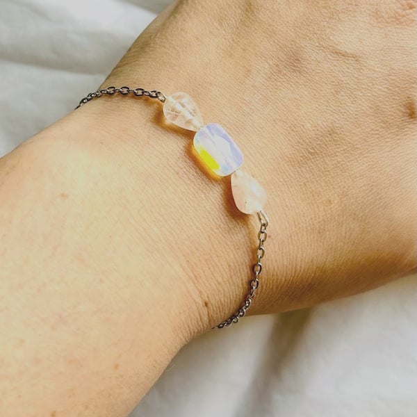 Rose quartz & moonstone bracelet with stainless steel - Birthstones - Menopause