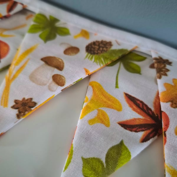 Mini Autumn Pumpkin Bunting 