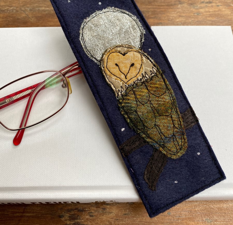 Up-cycled full moon owl bookmark. 
