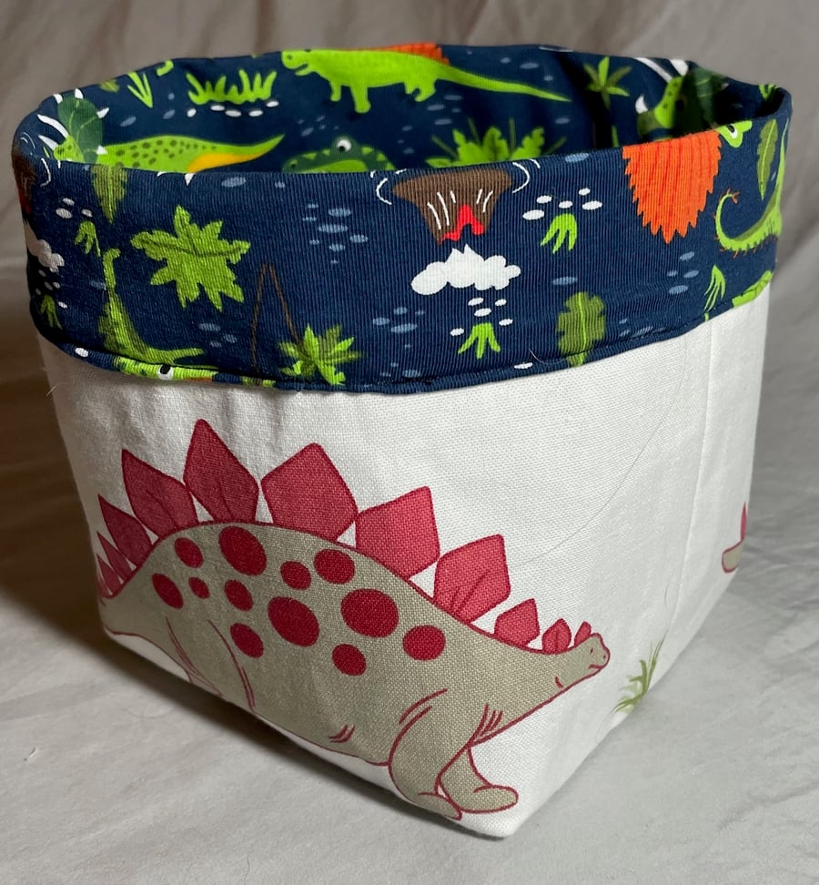 Fabric storage tub
