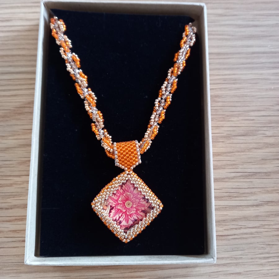 Gwen 2-in-1 pendant and necklace