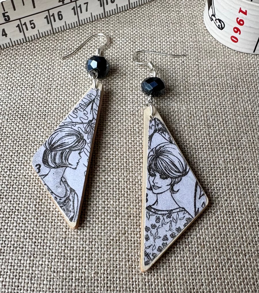 Upcycled wood earrings - dressmaking