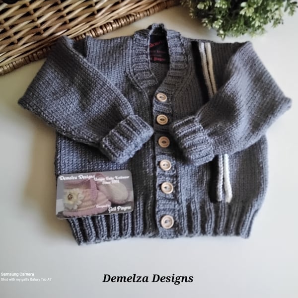 Cosy Toddler's Cardigan  1-2 Years size