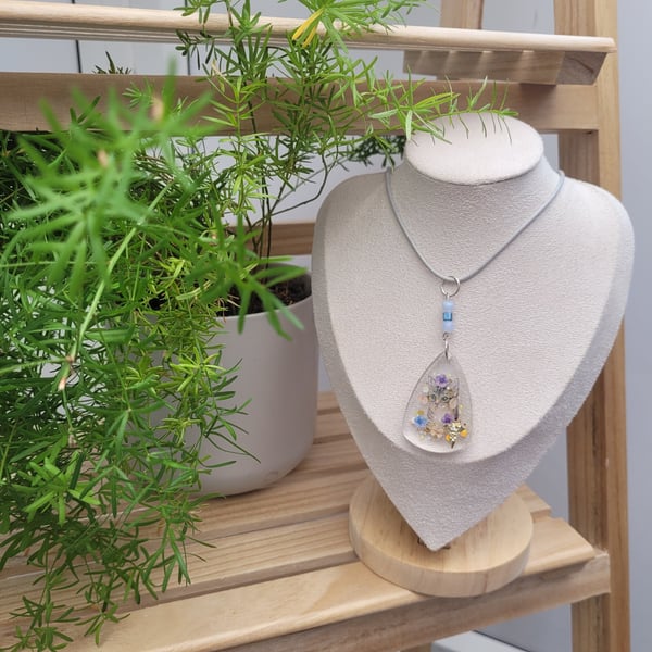  Cat Resin Pendant Necklace 