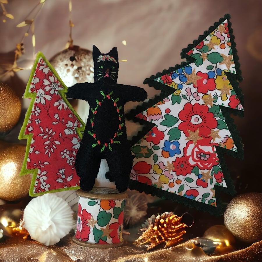 Christmas Cat for Advent calendar or stocking filler