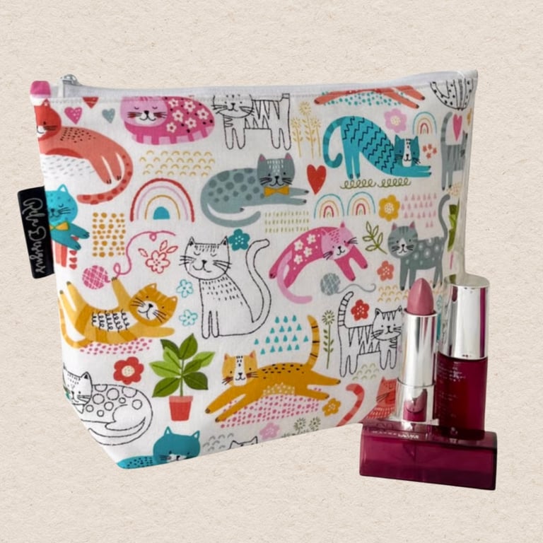 Makeup bags cream cats