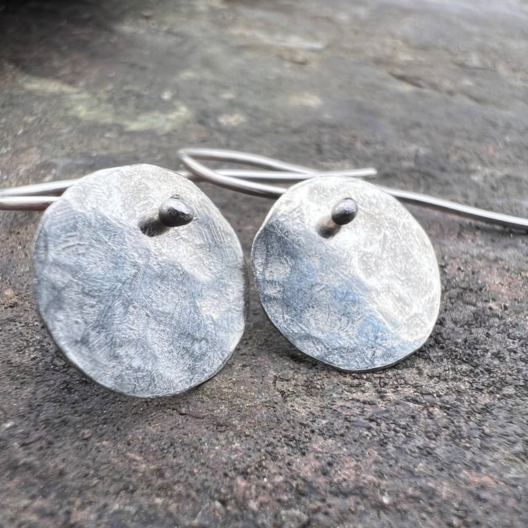 Hammered Silver Circle Dangle Earrings
