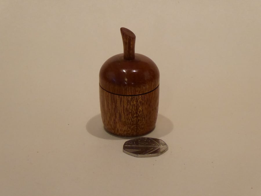 Lidded Box in Mahogany