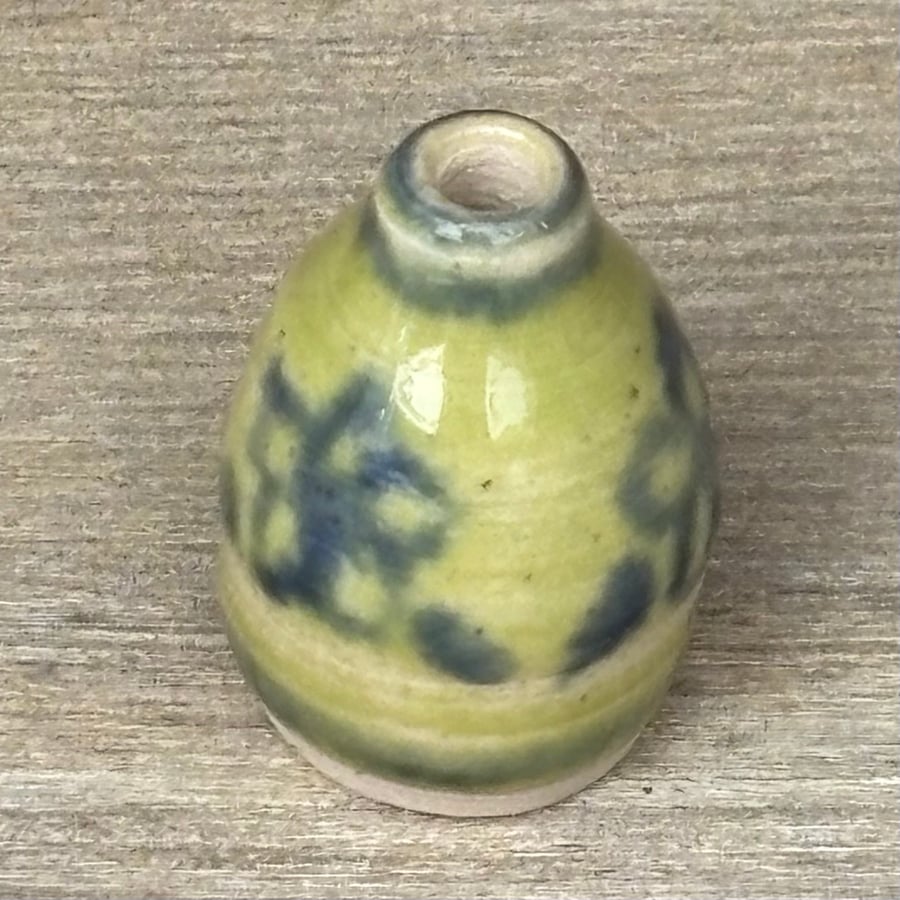 Teeny tiny vase