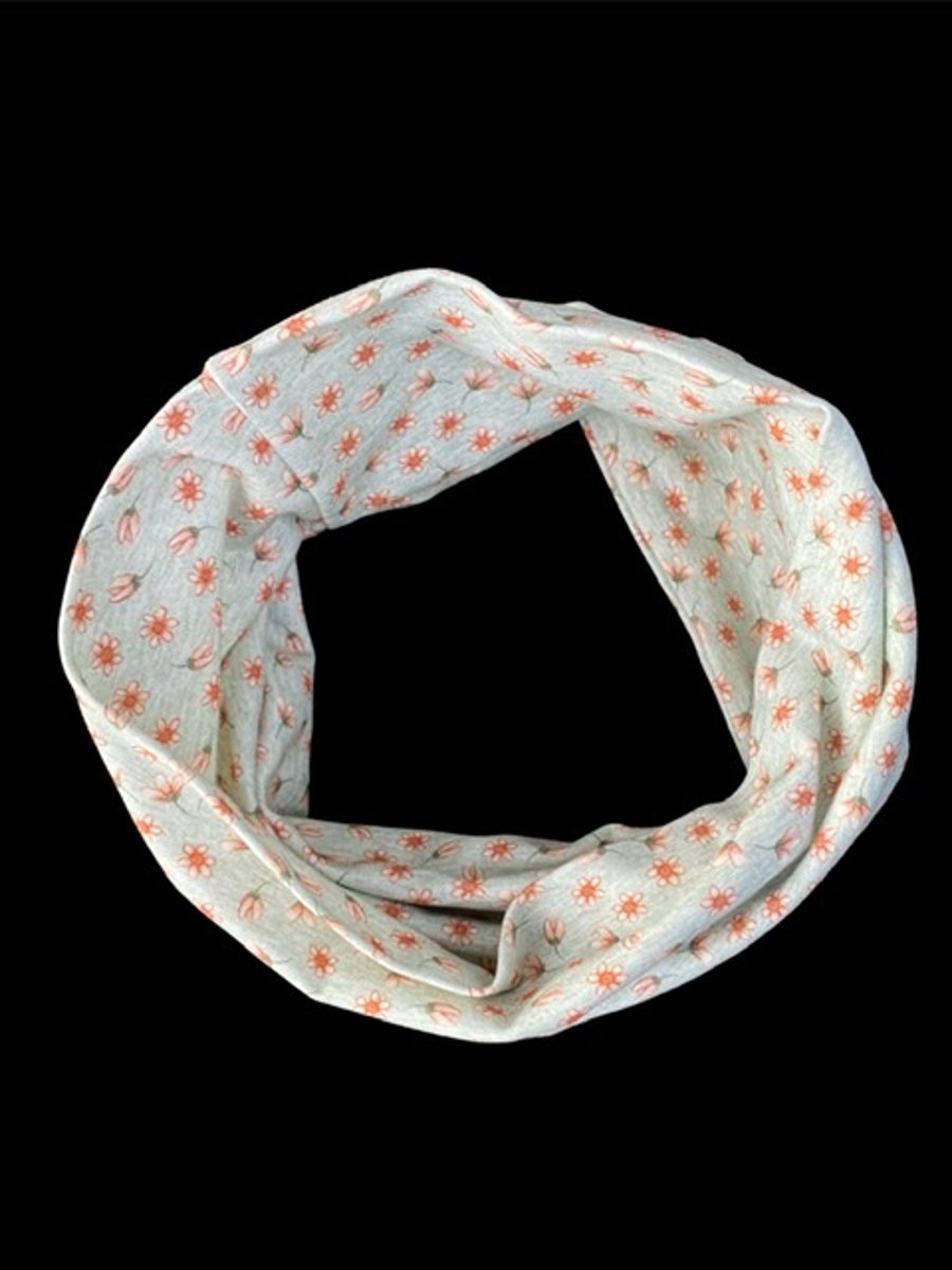 Light Green Daisy Neck warmer - Medium