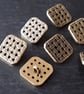 1" 25mm 40L Basket Weave Square Button x 4 pieces - Image 3