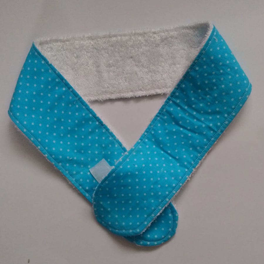 Bamboo Beauty Spa Headband with Blue and White spots design 