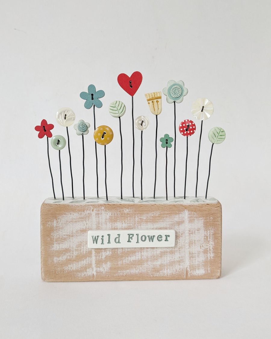 Clay and Button Flower Garden in Wood Block 'Wild Flower'