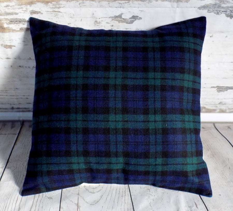Cushion cover. Black Watch tartan in blue, green and black