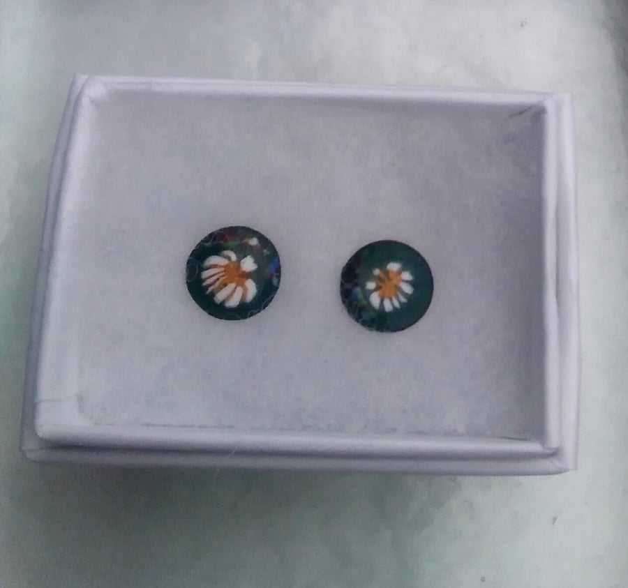 ROUND STUD EARRINGS, ENAMELLED ON COPPER WITH STERLING SILVER BACKS - 9MM